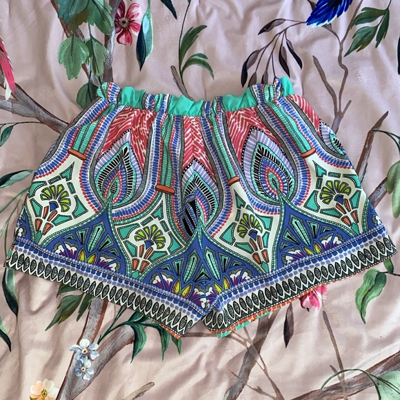 Colorful Shorts Size Small - Picture 3 of 3